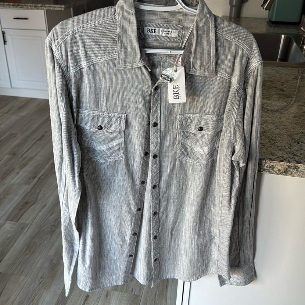 Brand new BKE button down top